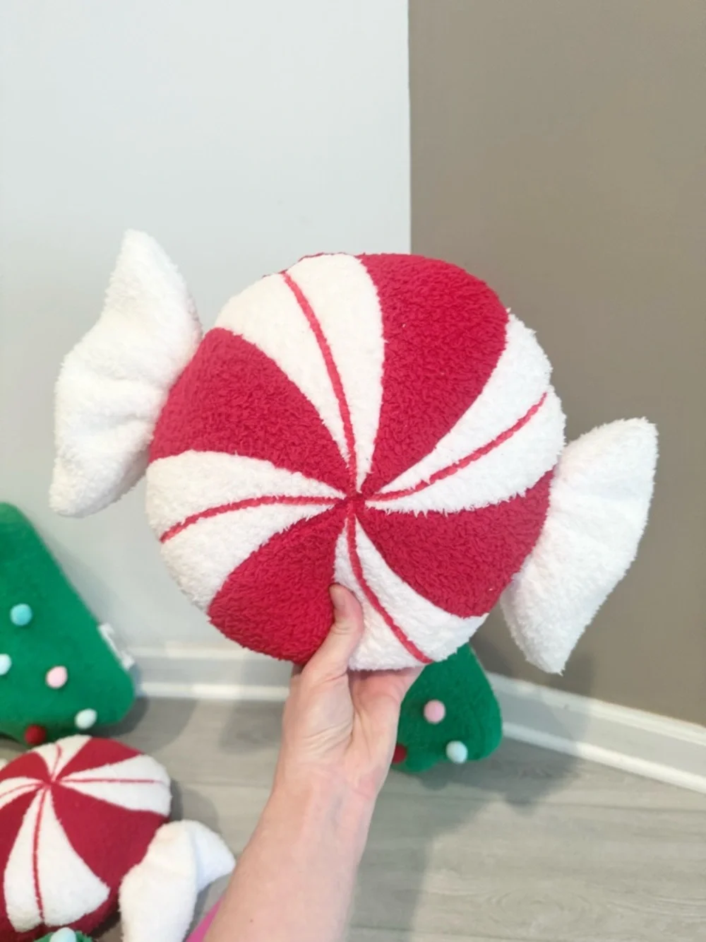 NWOT Christmas Pillow Lot of 5 Trees🎄 & Peppermint 🍬Candies Plush Holiday Decor